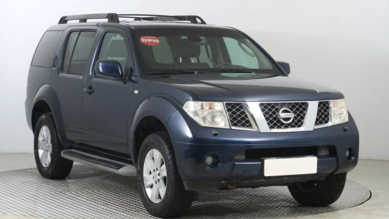 Nissan Pathfinder, 2005