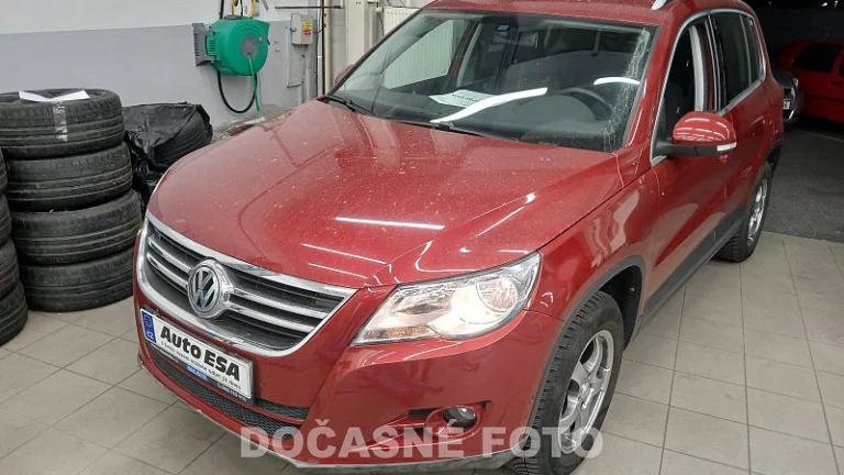 Volkswagen Tiguan 2.0 TSI Sport