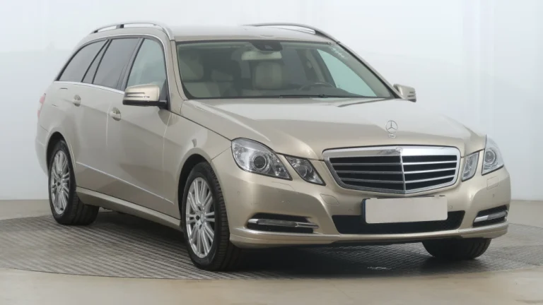 Mercedes-Benz E 350 CDI 4MATIC, 2012