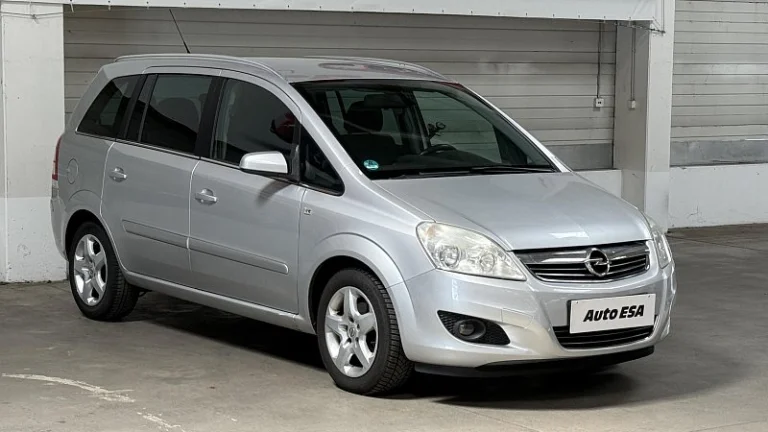 Opel Zafira 1.8 i 