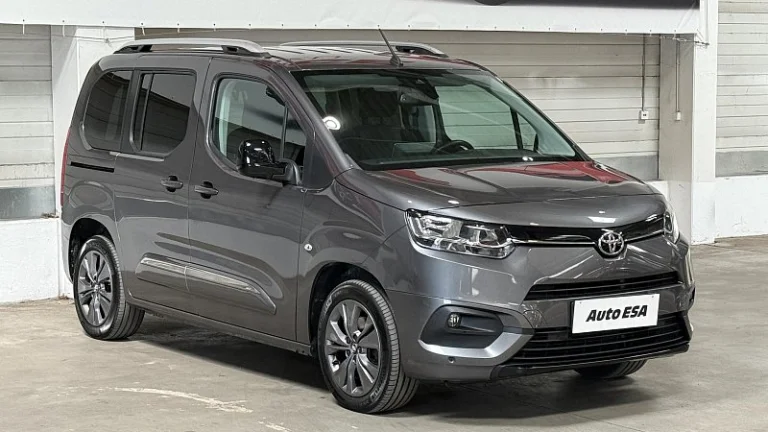 Toyota ProAce City Verso 1.5HDi Family