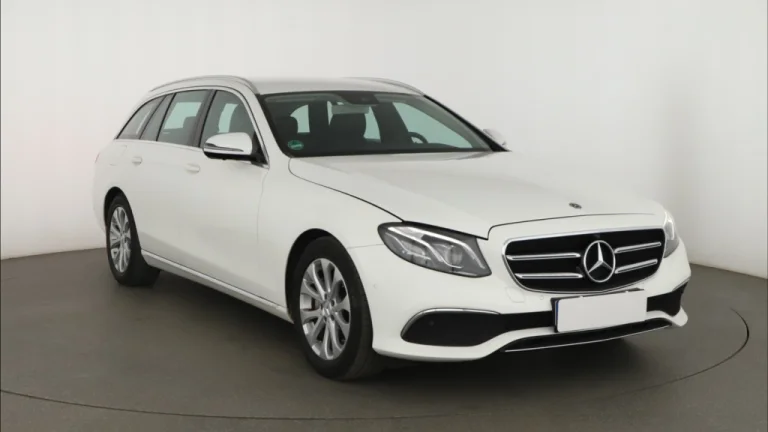 Mercedes-Benz E 220 d 4MATIC, 2019