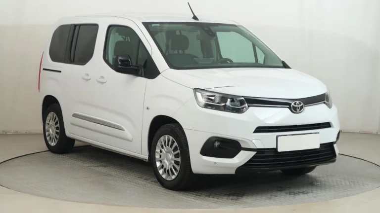 Toyota Proace City Verso, 2024