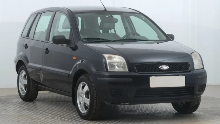 Ford Fusion, 2005