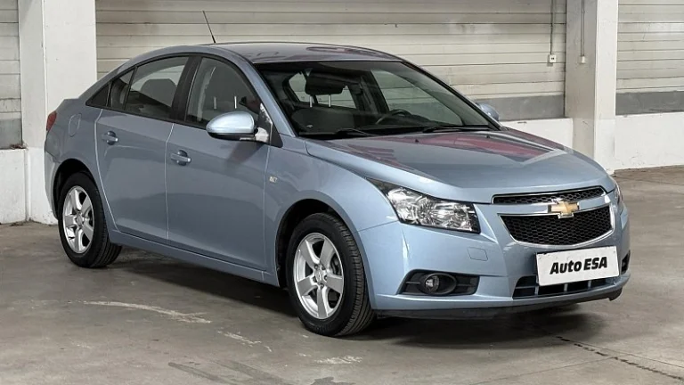 Chevrolet Cruze 1.6i 