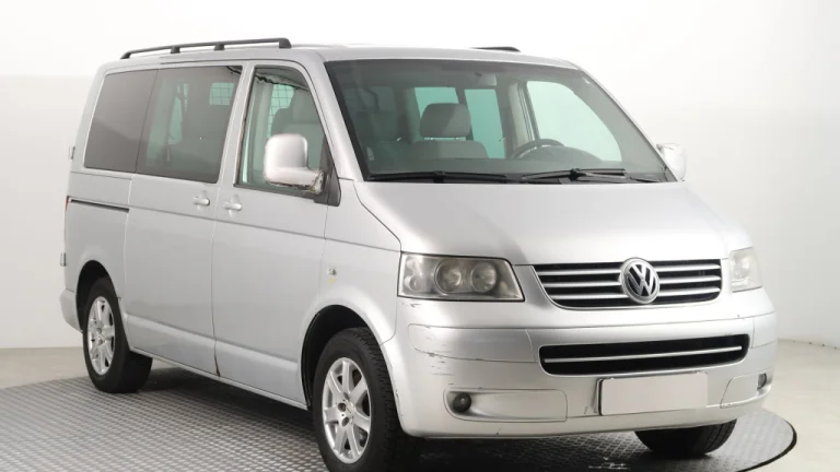 Volkswagen Caravelle, 2005
