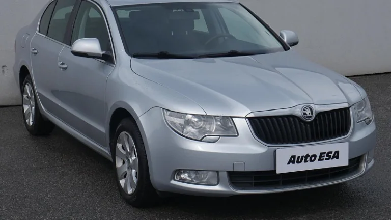 Škoda Superb II 2.0 TDi Ambition