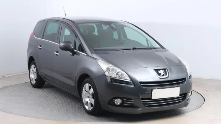 Peugeot 5008, 2013