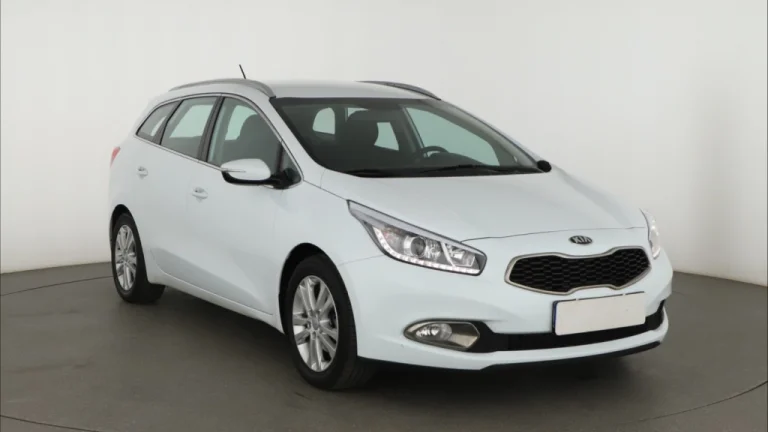 Kia Ceed, 2013
