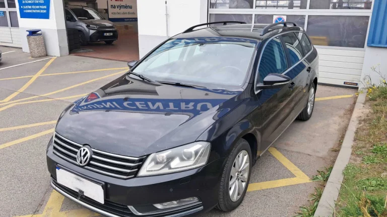 Volkswagen Passat, 2012