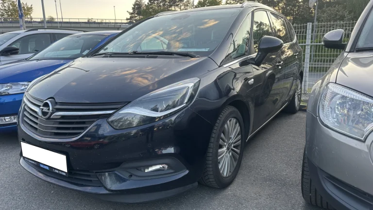 Opel Zafira, 2019