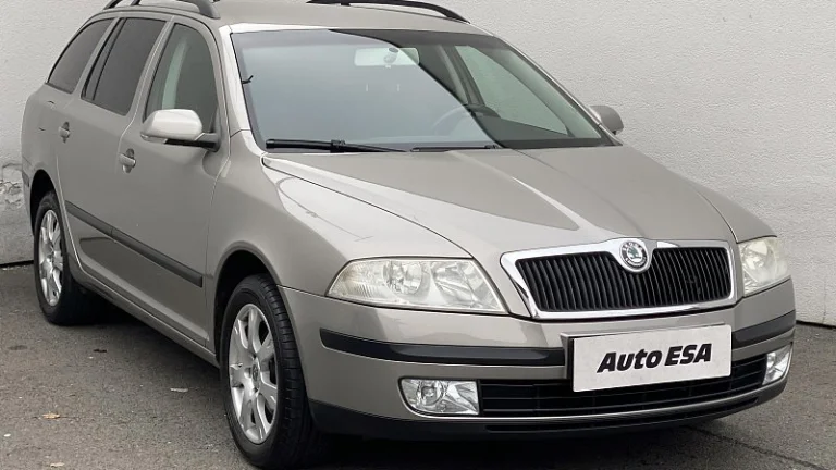 Škoda Octavia II 1.6 FSi Elegance