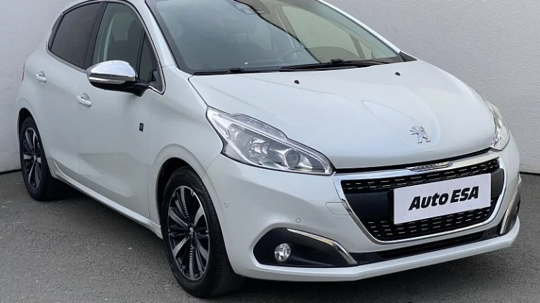 Peugeot 208 1.2PT 