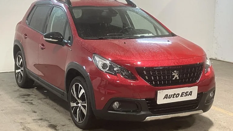 Peugeot 2008 1.2PT GT Line