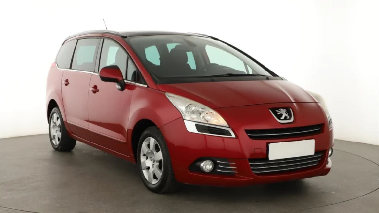 Peugeot 5008, 2012