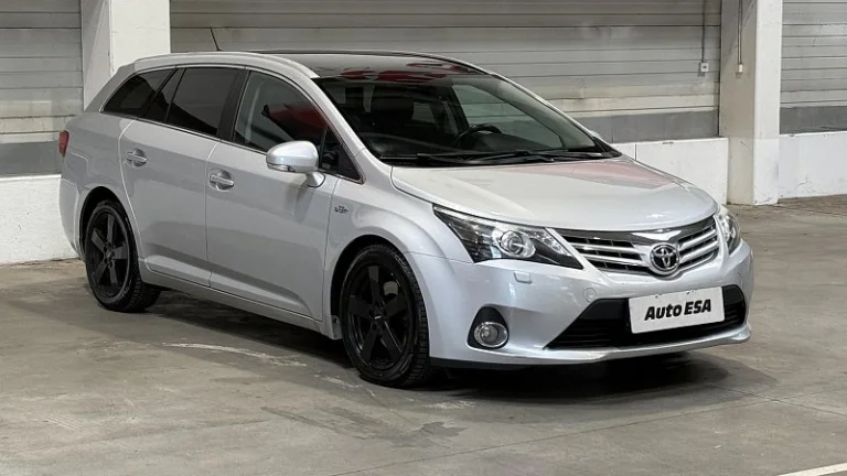 Toyota Avensis 2.2 D-CAT 