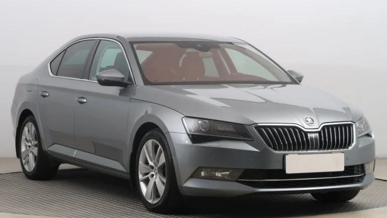 Škoda Superb, 2015