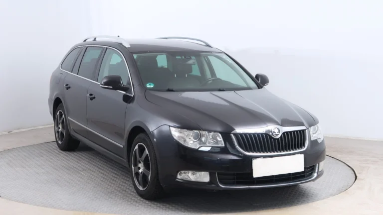 Škoda Superb, 2011