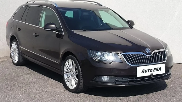 Škoda Superb II 2.0 TDi Elegance