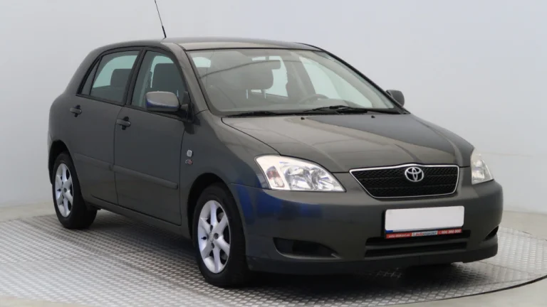 Toyota Corolla, 2004