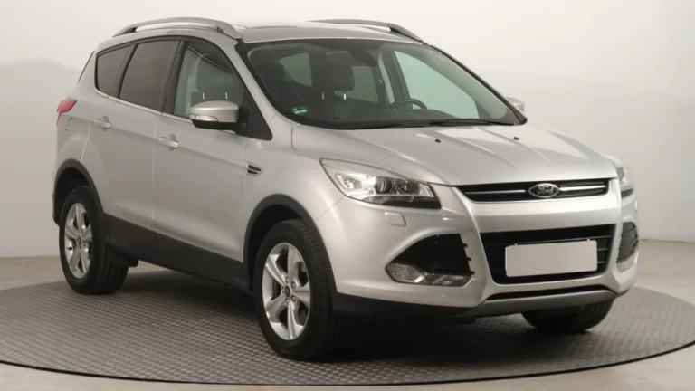 Ford Kuga, 2015