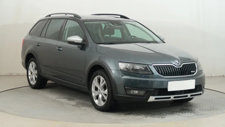 Škoda Octavia Scout, 2015