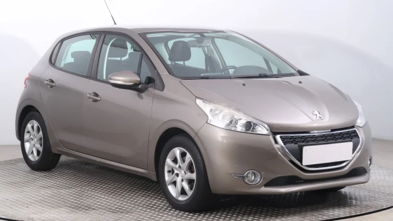 Peugeot 208, 2014