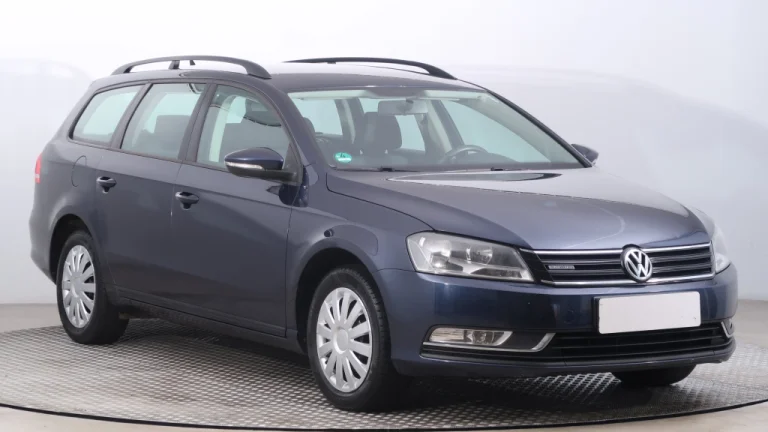Volkswagen Passat, 2012