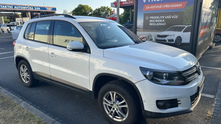 Volkswagen Tiguan, 2015