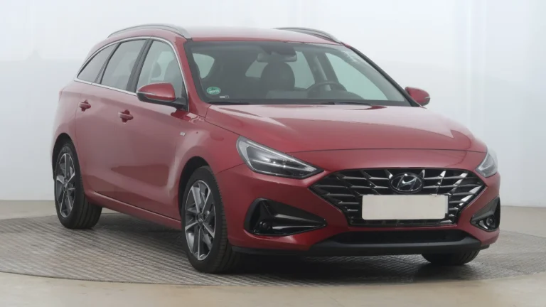 Hyundai i30, 2022
