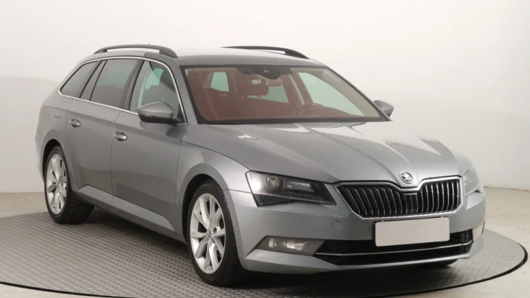 Škoda Superb, 2016