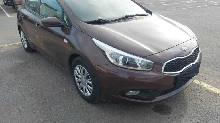 Kia Ceed, 2013