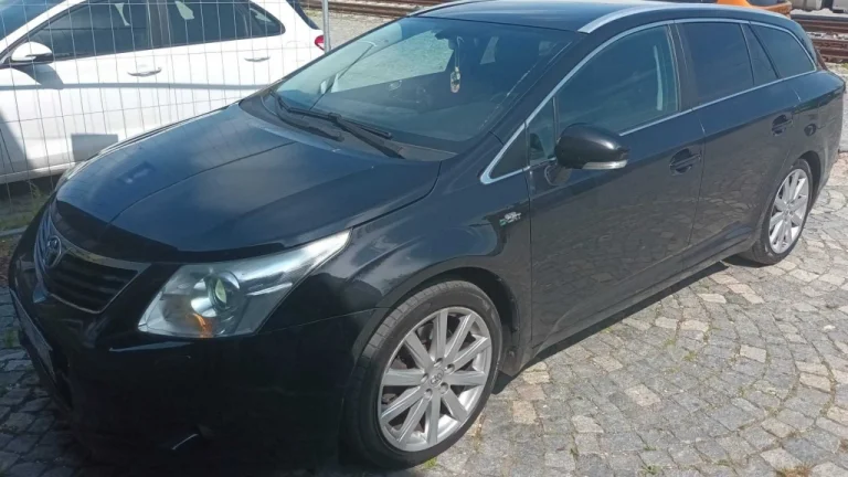 Toyota Avensis, 2010