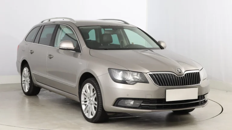 Škoda Superb, 2013