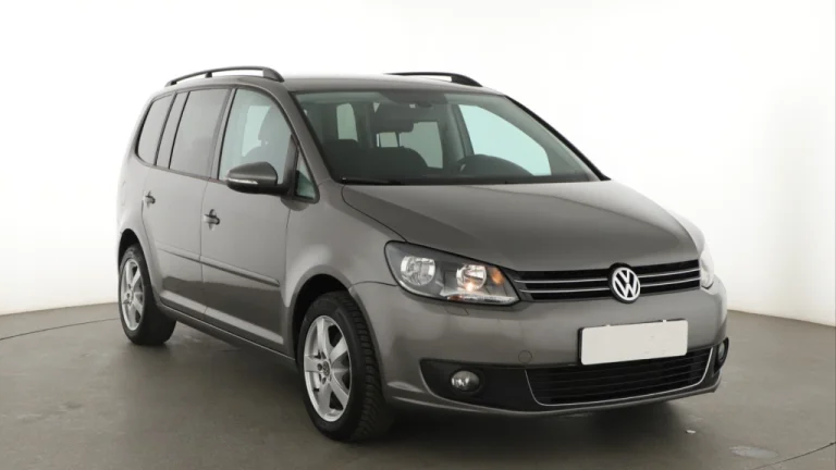 Volkswagen Touran, 2011
