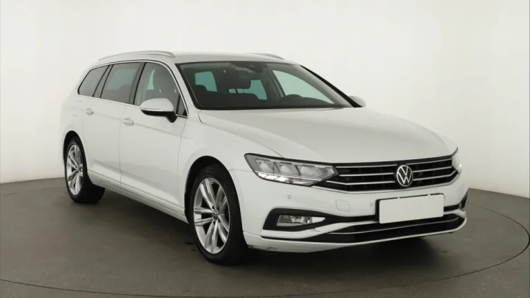 Volkswagen Passat, 2021