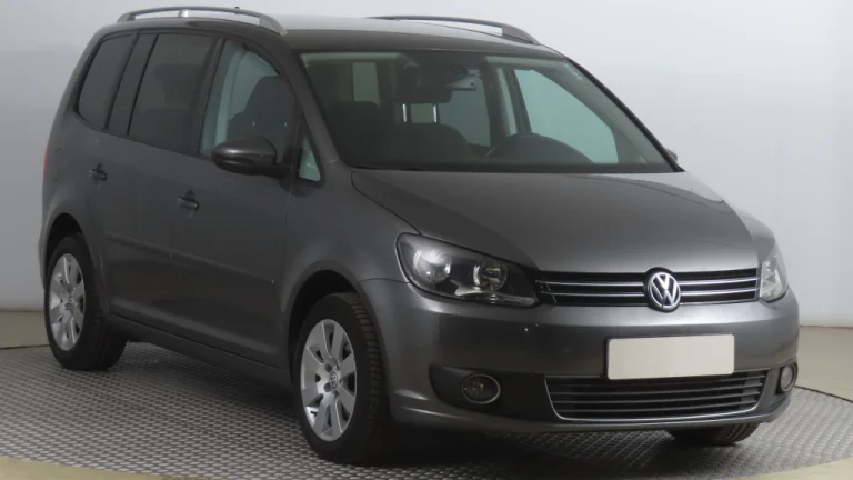 Volkswagen Touran, 2011