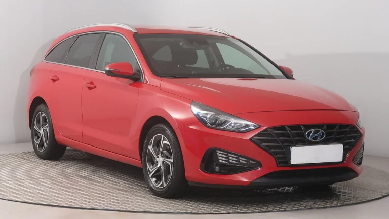 Hyundai i30, 2022