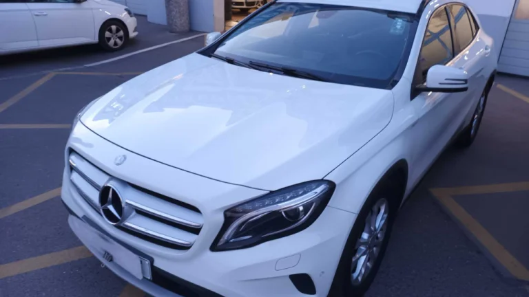 Mercedes-Benz GLA 200 CDI 4MATIC, 2015