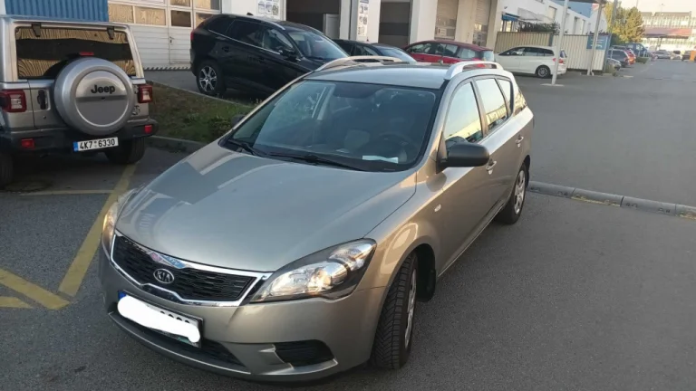 Kia Ceed, 2011