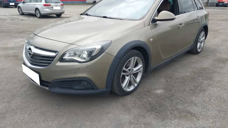 Opel Insignia, 2013