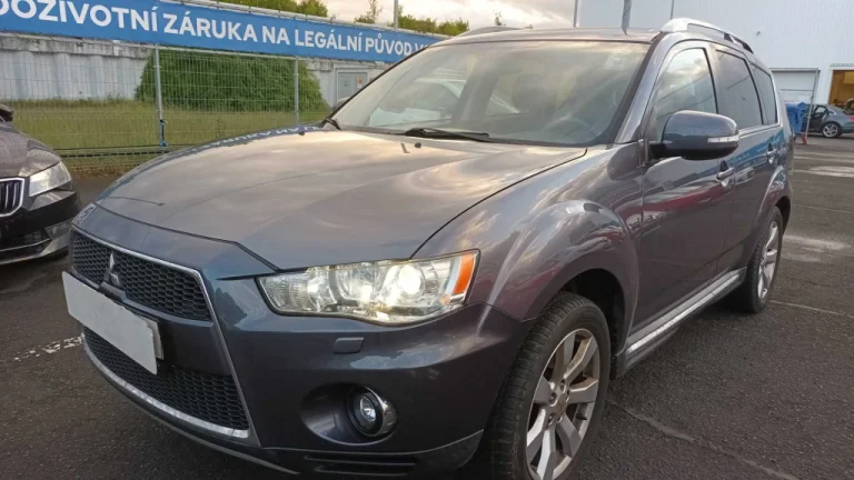 Mitsubishi Outlander, 2010