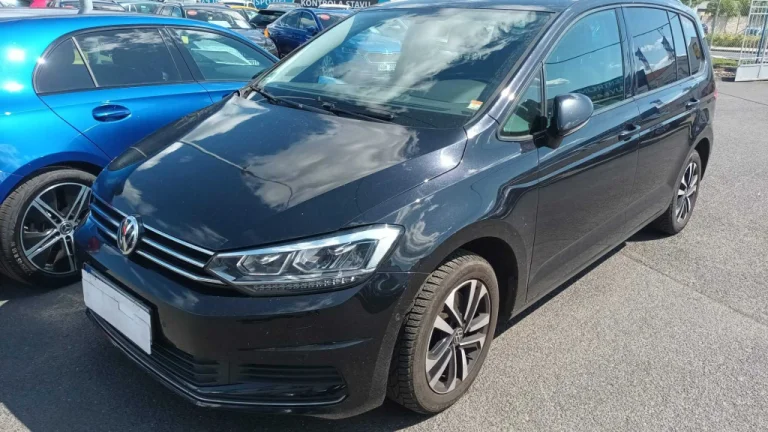 Volkswagen Touran, 2021