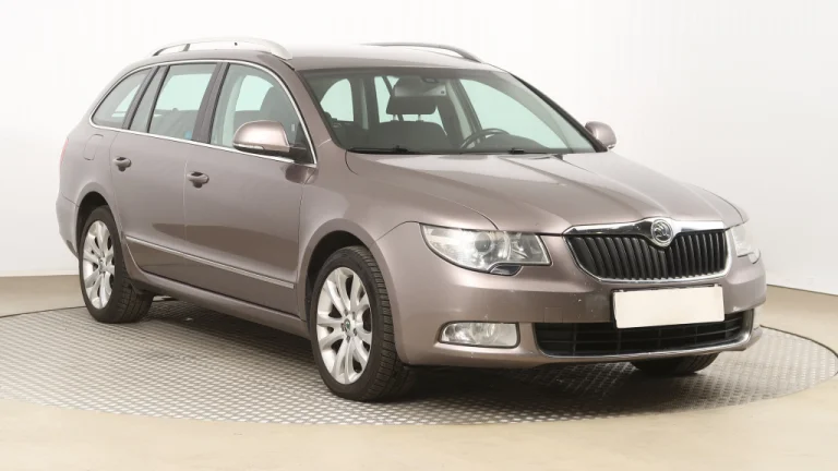 Škoda Superb, 2010