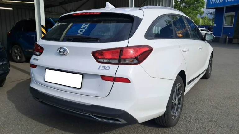 Hyundai i30, 2022