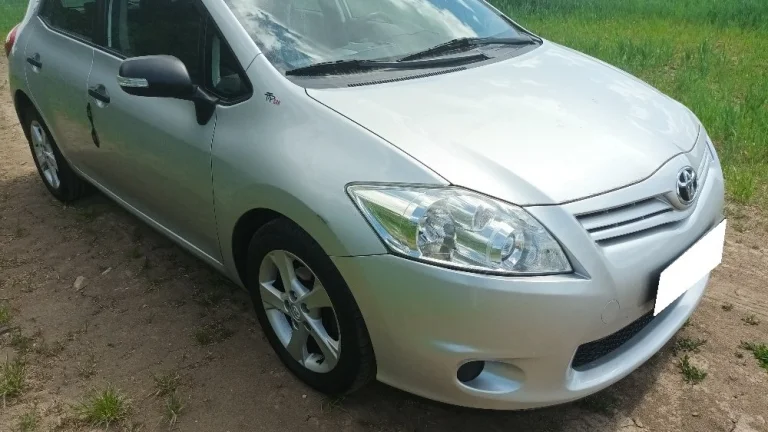 Toyota Auris, 2012