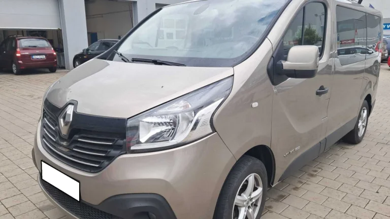 Renault Trafic, 2015