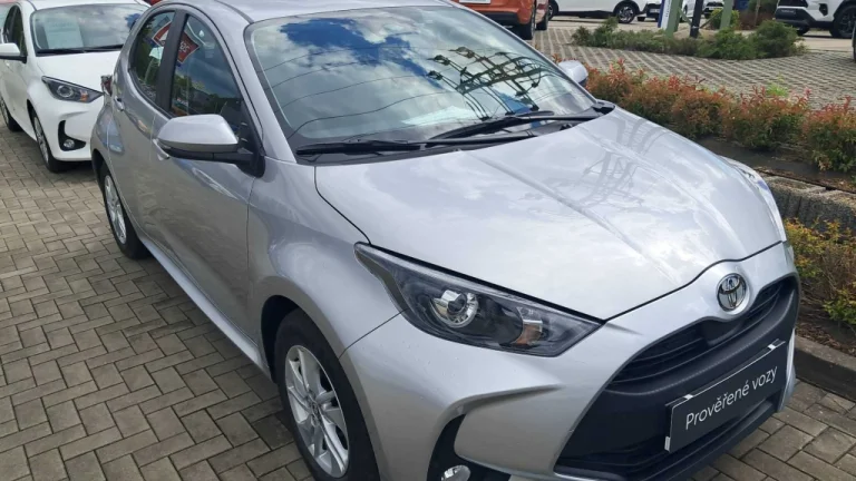 Toyota Yaris, 2024
