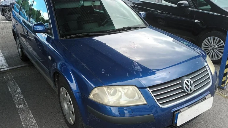 Volkswagen Passat, 2001