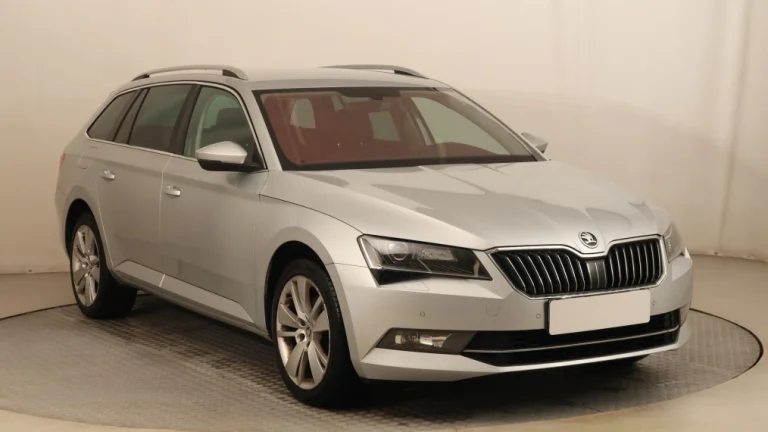 Škoda Superb, 2015